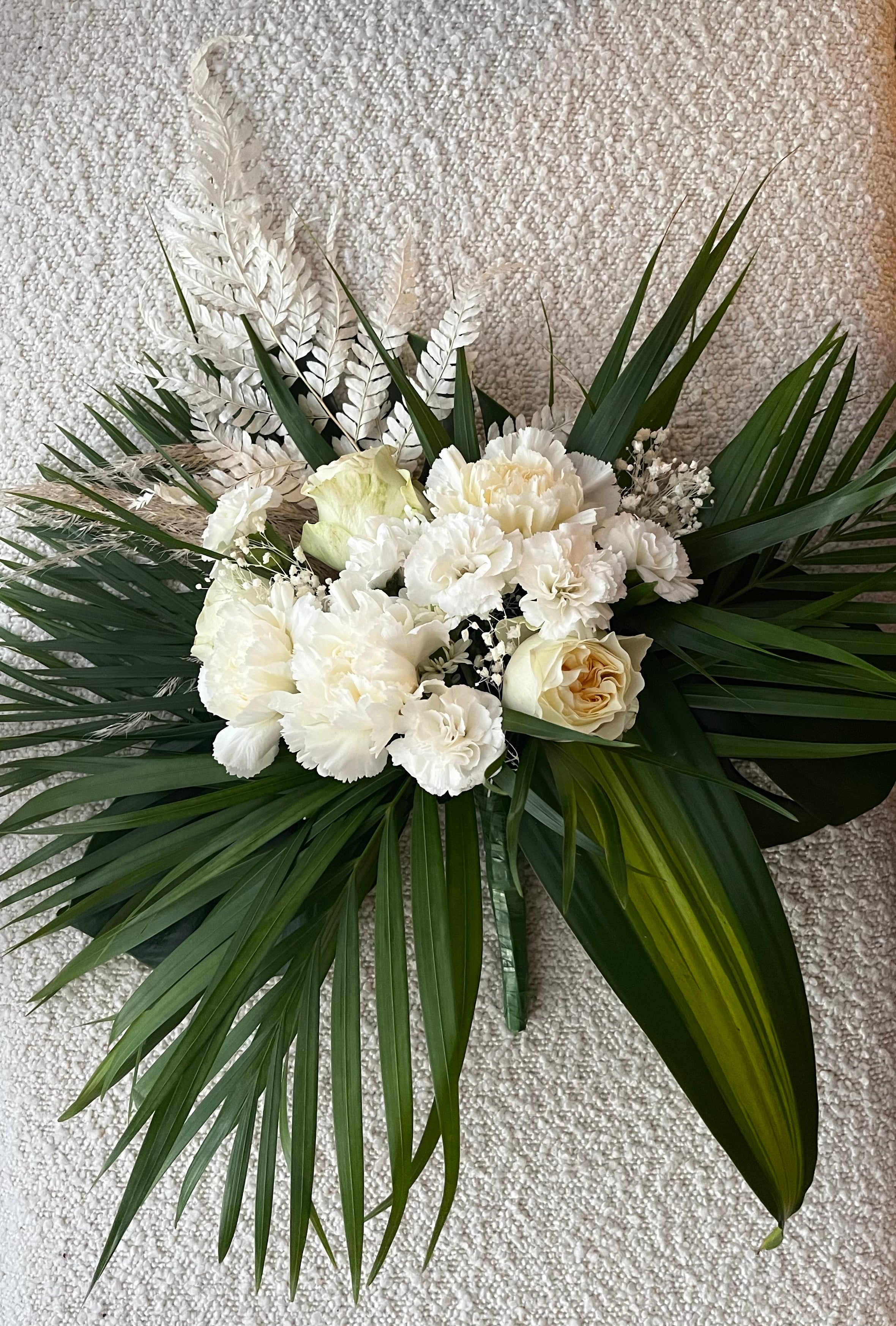 Elope Bridal Bouquet - White & Green